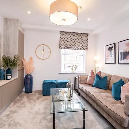 Bootham House Luxury Apartment 5